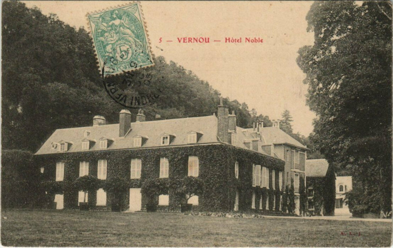 Carte postale ancienne Vernou - Hotel Noble