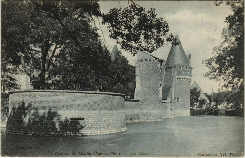 Carte postale ancienne Chateau du Moulin - Les Tours