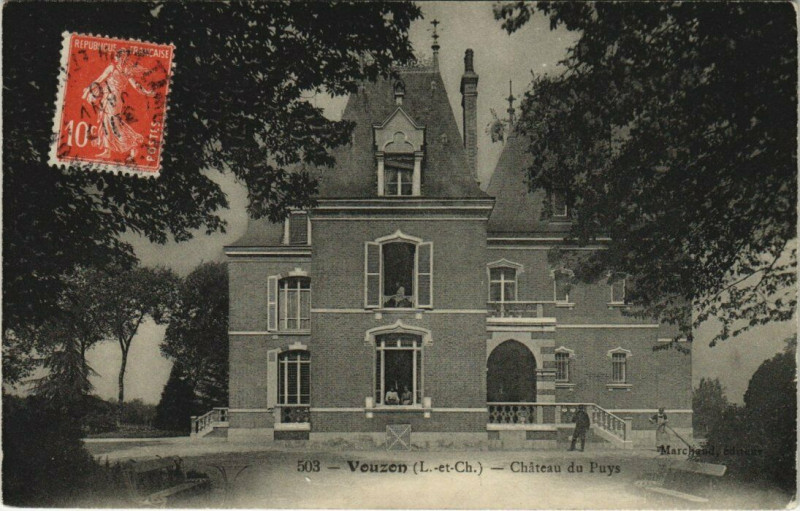 Carte postale ancienne Venzen - Chateau du PUYs