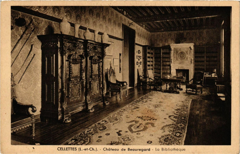 Carte postale ancienne Cellettes (L.-et-Ch.) - Chateau de Beauregard - La Bibliotheque à Cellettes