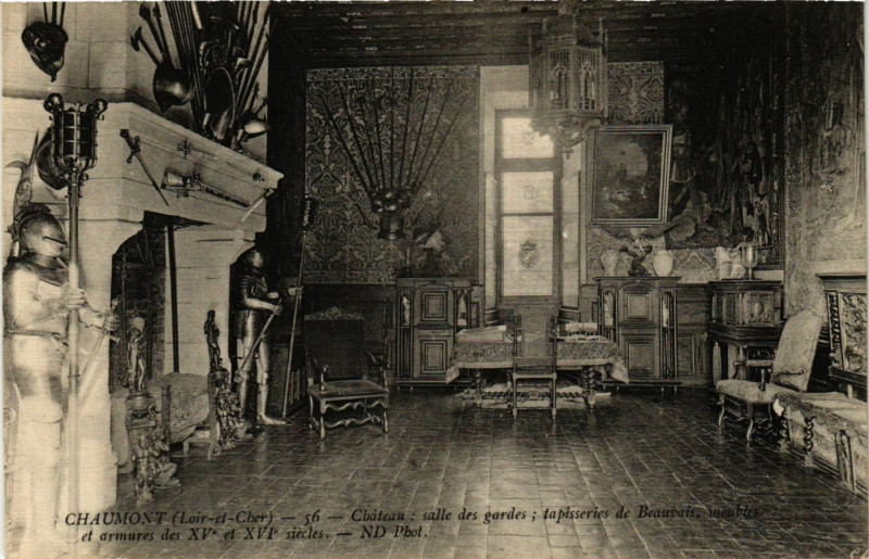 Carte postale ancienne Chaumont (Loir-et-Cher) - Chateau salle des gardes tapisseries...
