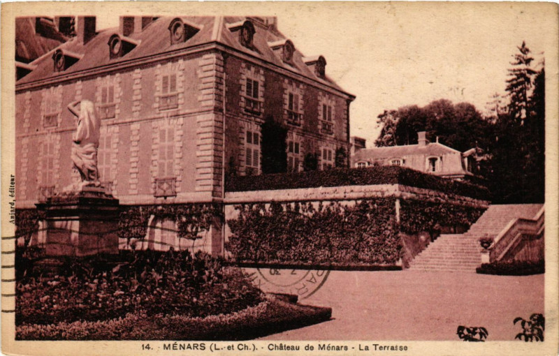Carte postale ancienne Menars (L.-et-Ch.) - Chateau de Menars - La Terrasse à Menars