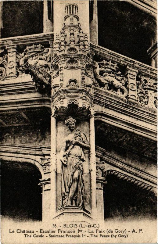 Carte postale ancienne Blois (L.-et-C.) - Le Chateau - Escalier Francois Ier - Le Paix à Blois