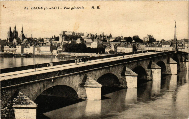 Carte postale ancienne Blois (L.-et-C.) - Vue générale à Blois