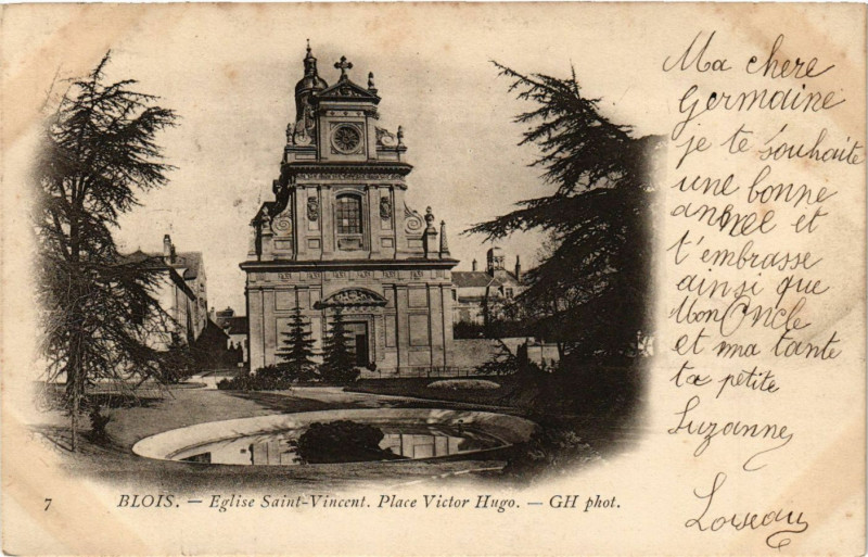 Carte postale ancienne Blois - Eglise St-Vincent - Place Victor Hugo à Blois