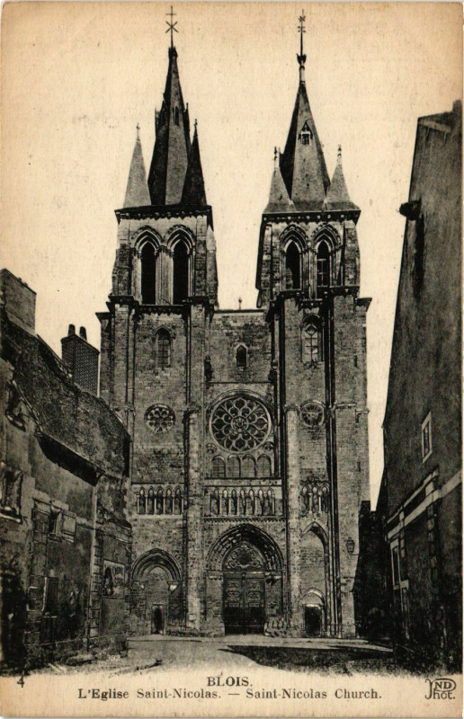 Carte postale ancienne Blois - L'Eglise St-Nicolas - St-Nicolas Church à Blois