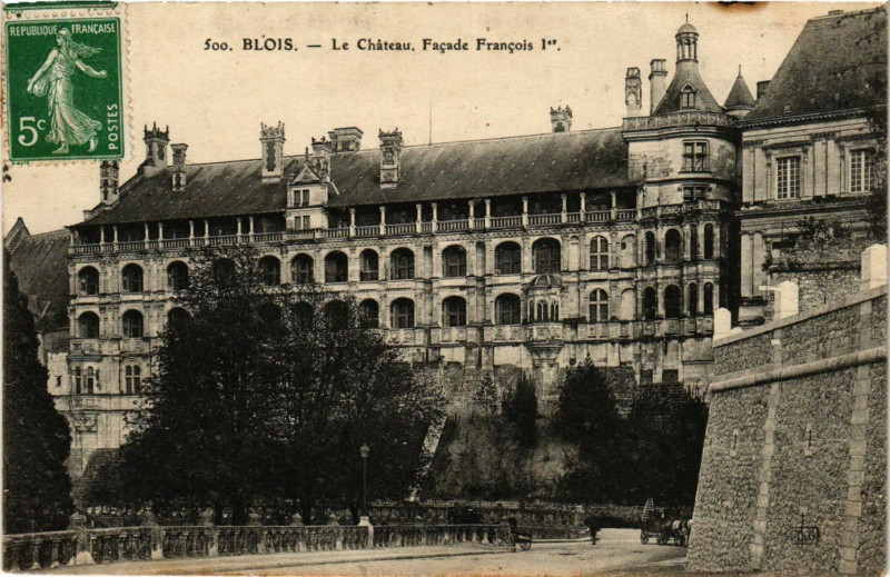 Carte postale ancienne Blois - Le Chateau Facade Francois Ier à Blois