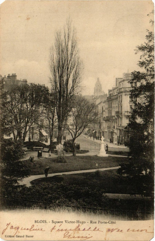 Carte postale ancienne Blois - Square Victor-Hugo - Rue Porte - Cote à Blois