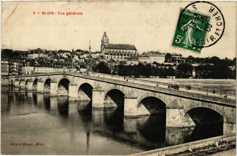 Carte postale ancienne Blois - Vue générale à Blois