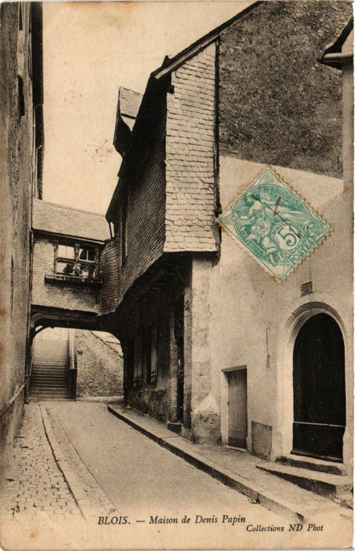 Carte postale ancienne Blois - Maison de Denis Papin à Blois