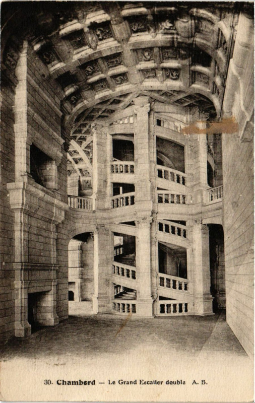 Carte postale ancienne Chambord - La Grand Escalier double à Chambord