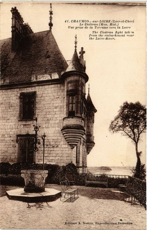 Carte postale ancienne Chauont-sur-Loire (Loir-et-Cher) Le Chateau (Mon.Hist) -Vue prise