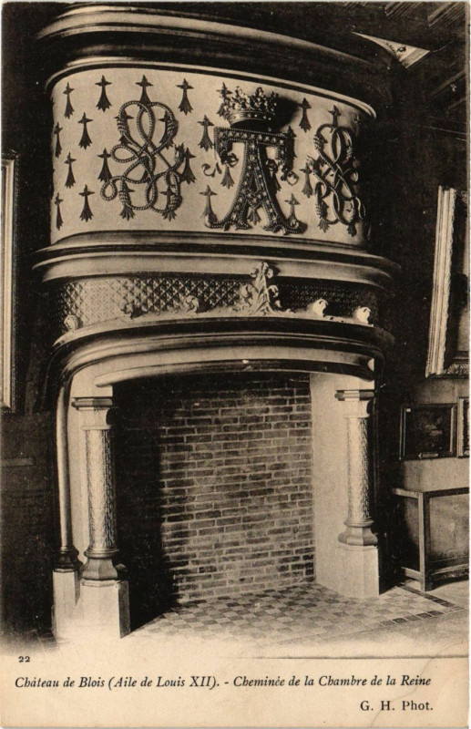Carte postale ancienne Chateau de Blois (Aile de Louis Xii) - Cheinée de la Chambre de à Blois