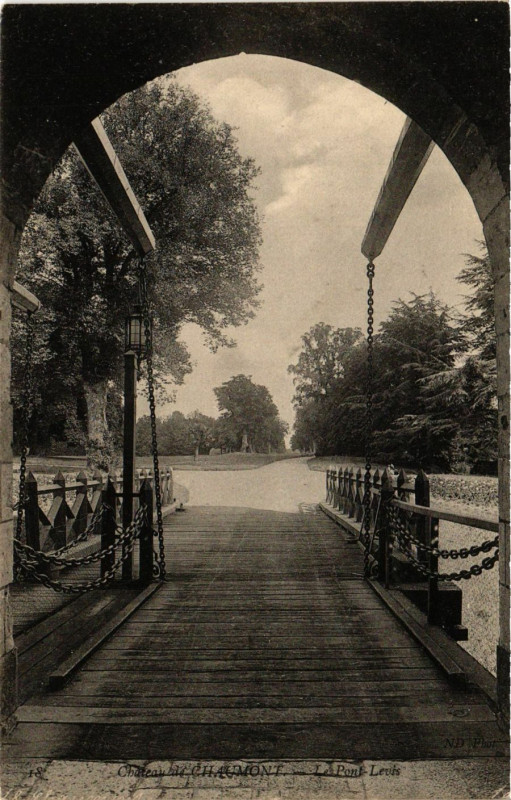 Carte postale ancienne Chateau de Chaumont - La Pont-Louis