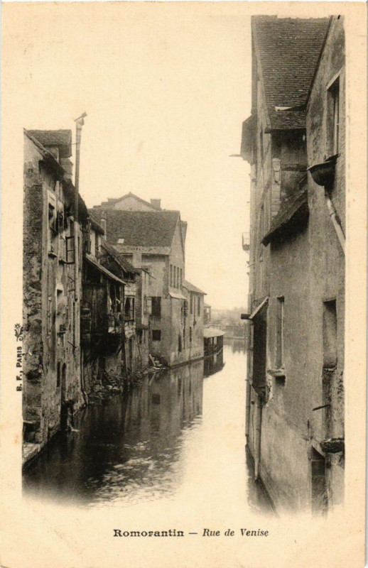 Carte postale ancienne Romorantin - Rue de Venise