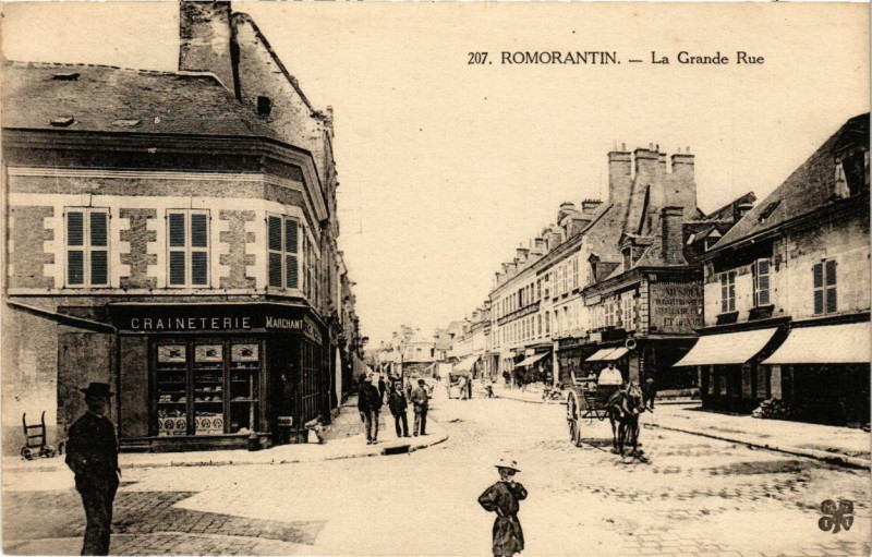 Carte postale ancienne Romorantin - La Grande Rue