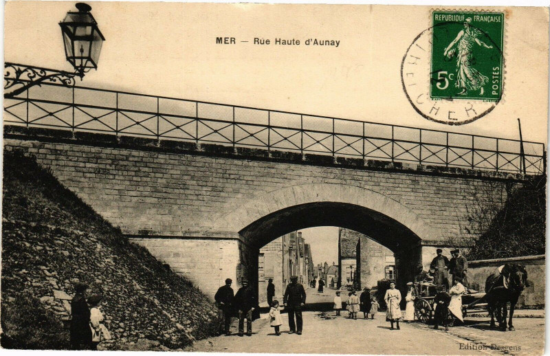 Carte postale ancienne Mer - Rue Haute d'Aunay à Mer