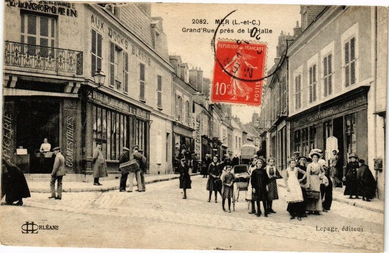 Carte postale ancienne Mer - (L.-et-C.) - Grand'Rue Pres de La Halle à Mer