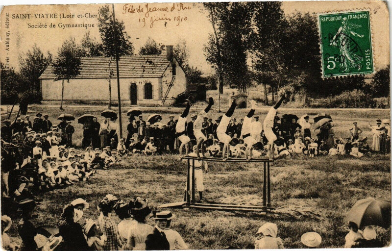 Carte postale ancienne Saint-Viatre (Loir-et-Cher) - Soc. de GYmnastique