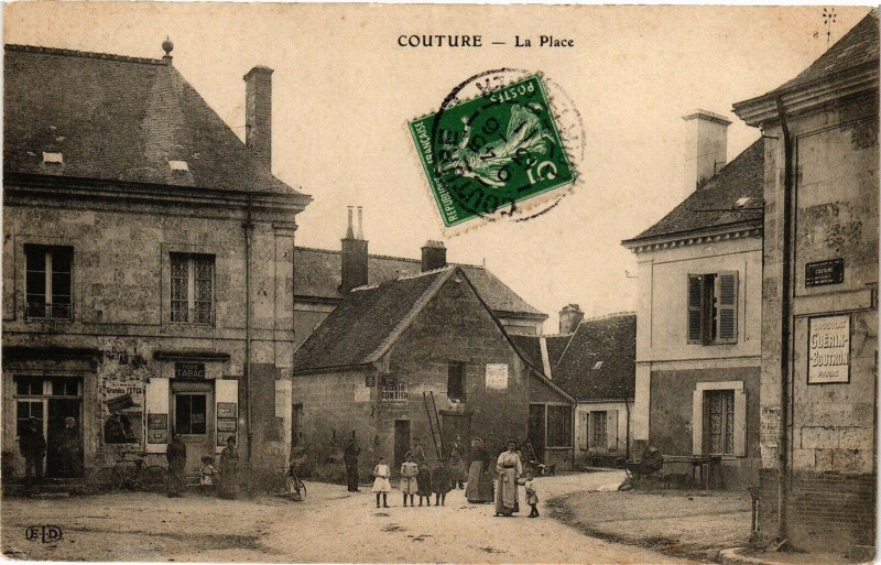 Carte postale ancienne Couture - La Place