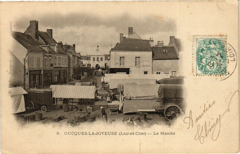 Carte postale ancienne Oucques - La-Joyeuse (Loir-et-Cher) - Le Marché