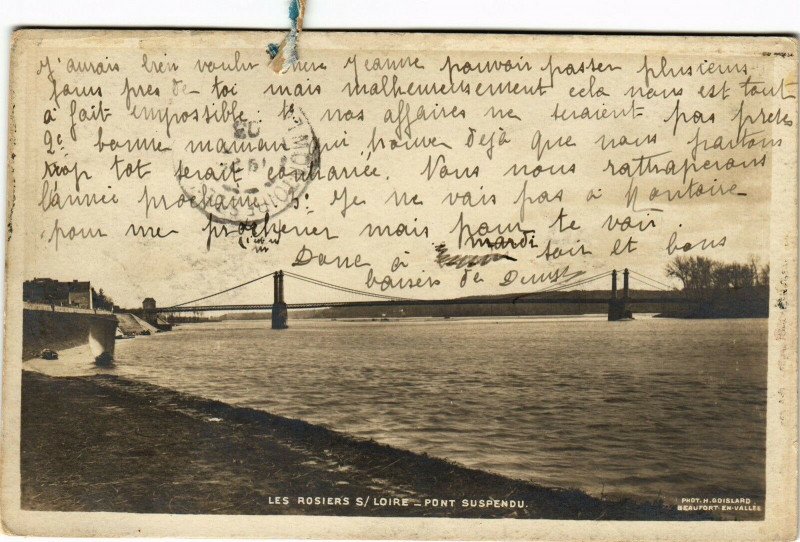 Carte postale ancienne Les Roises s/ Loire - Pont Suspendu