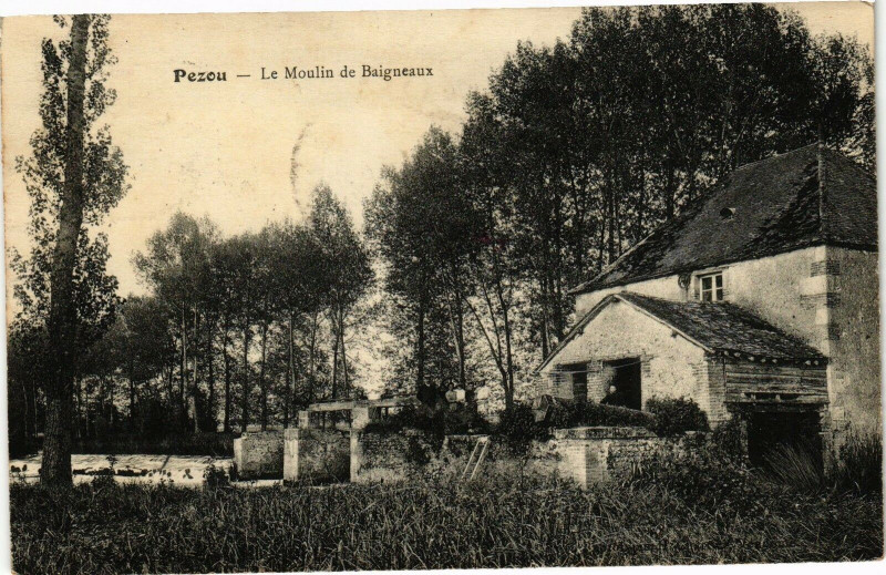 Carte postale ancienne Pezou - Le Moulin de Baigneux à Pezou