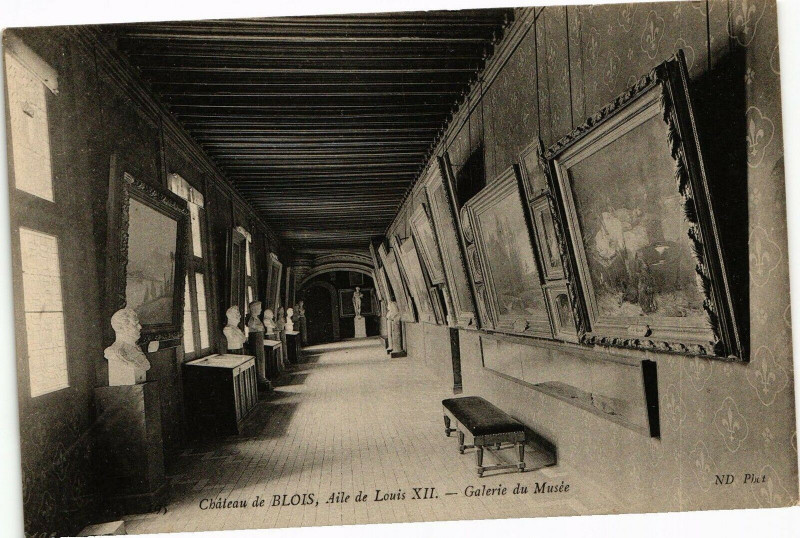 Carte postale ancienne Chateau de Blois Aile de Louis Xii - Galerie du Musée à Blois
