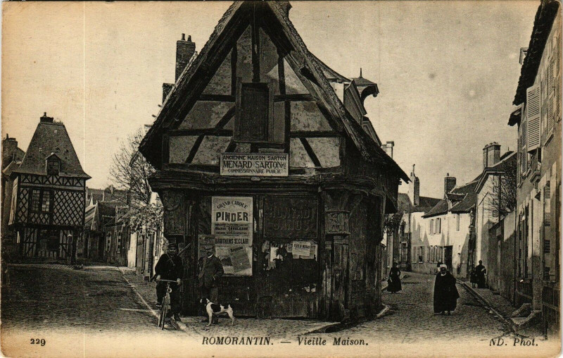 Carte postale ancienne Romorantin - Vieille Maison