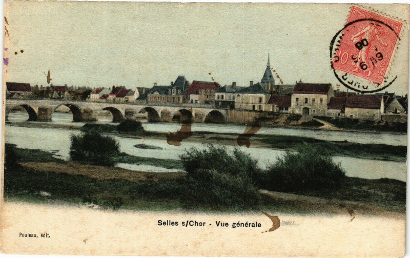 Carte postale ancienne Selles s/ Cher - Vue générale