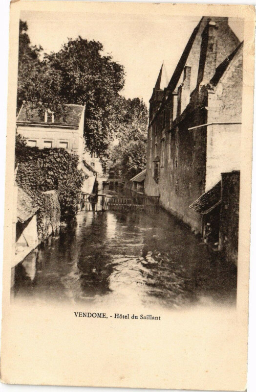 Carte postale ancienne Vendome-Hotel du Saillant à Vendôme