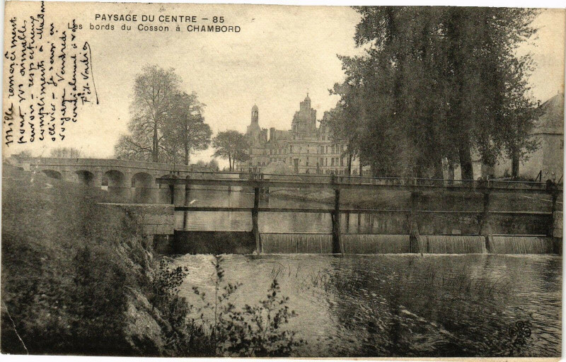 Carte postale ancienne Paysage du Centre-Les bords du Cosson a Chambord à Chambord