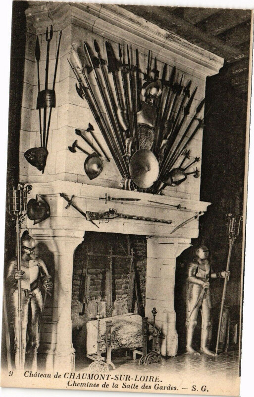 Carte postale ancienne Chateau de Chaumont-sur-Loire-Cheminée de la Salle des Gardes à Chaumont-sur-Loire