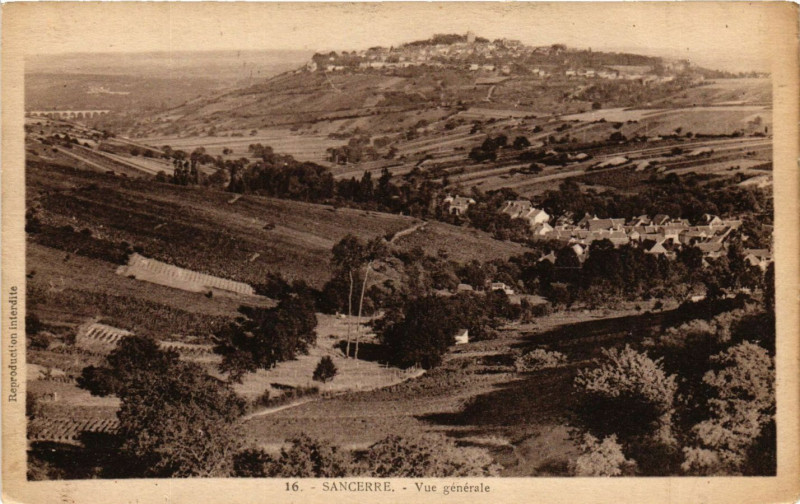 Carte postale ancienne Sancerre - Vue générale à Sancerre