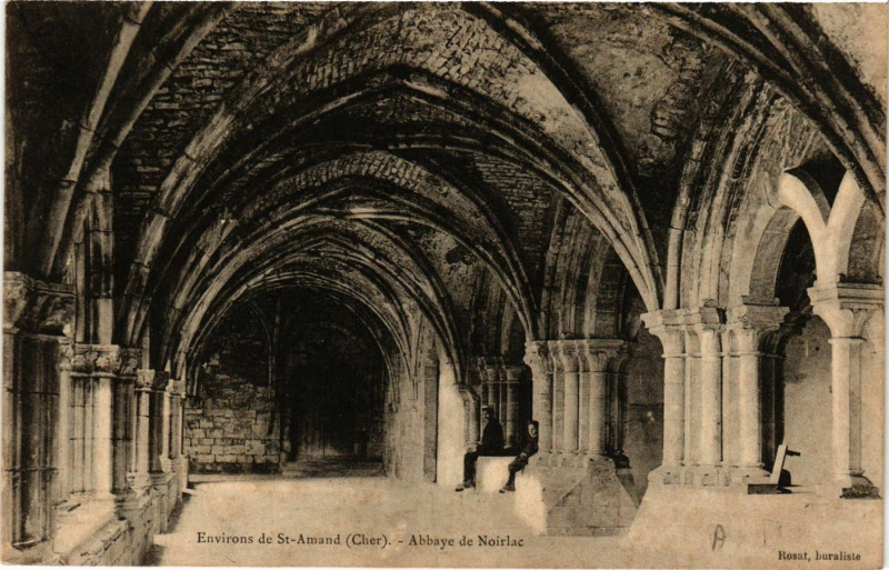 Carte postale ancienne Saint-Amand-Montrond - Env. - Abbaye de Noirlac à Saint-Amand-Montrond