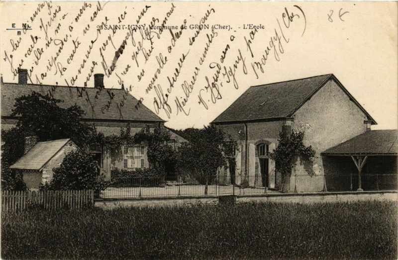 Carte postale ancienne St-Igny - Commune de Gron - L'Ecole à Gron