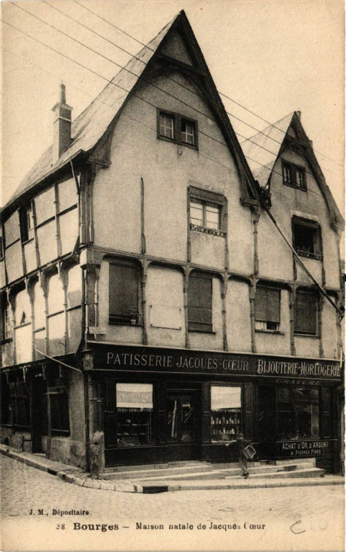 Carte postale ancienne Bourges - Maison Natale de Jacques Coeur à Bourges