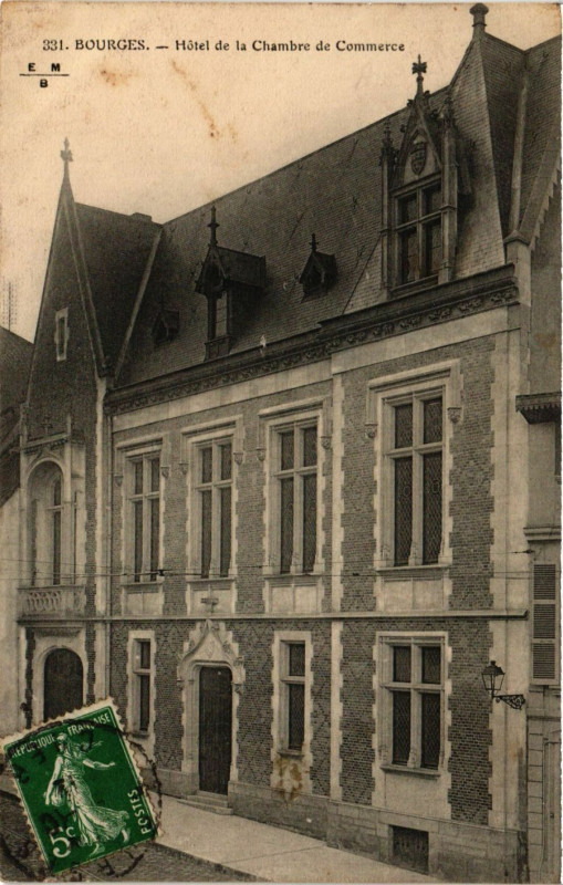 Carte postale ancienne Bourges - Hotel de la Chambre de Commerce à Bourges