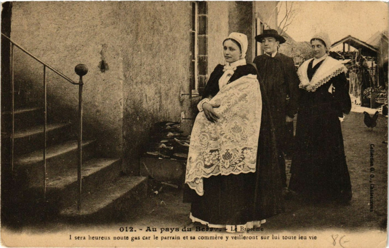 Carte postale ancienne Au Pays du Berry - Le Bapteme - Folklore