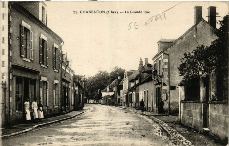 Carte postale ancienne Charenton - La Grande Rue