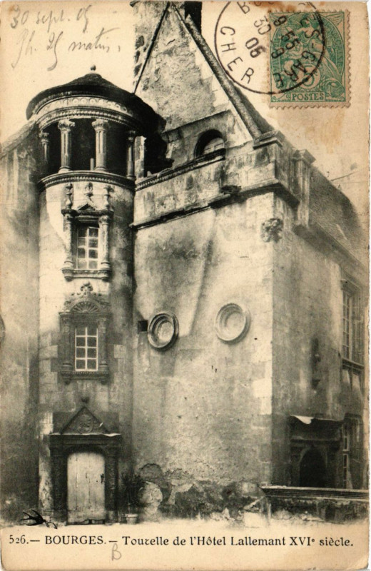 Carte postale ancienne Bourges - Tourelle de l'Hotel Lallemand à Bourges