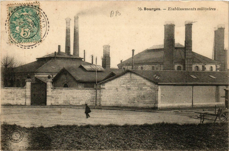 Carte postale ancienne Bourges - Etablissements Militaires à Bourges