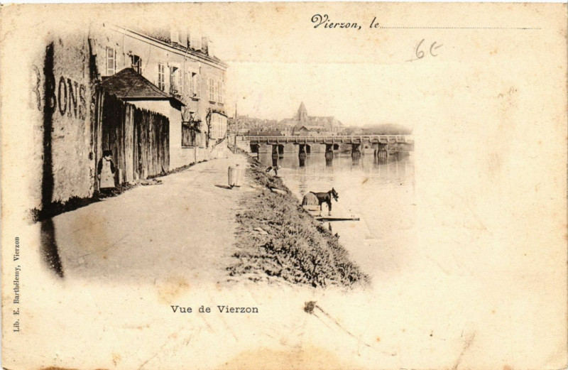 Carte postale ancienne Vierzon - Vue de Vierzon à Vierzon