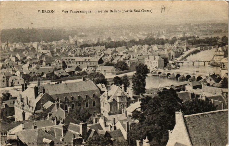 Carte postale ancienne Vierzon Vue Panoramique, prise du Beffroi à Vierzon
