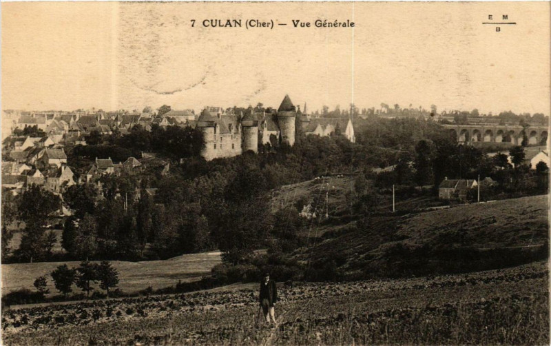 Carte postale ancienne Culan Vue générale à Culan