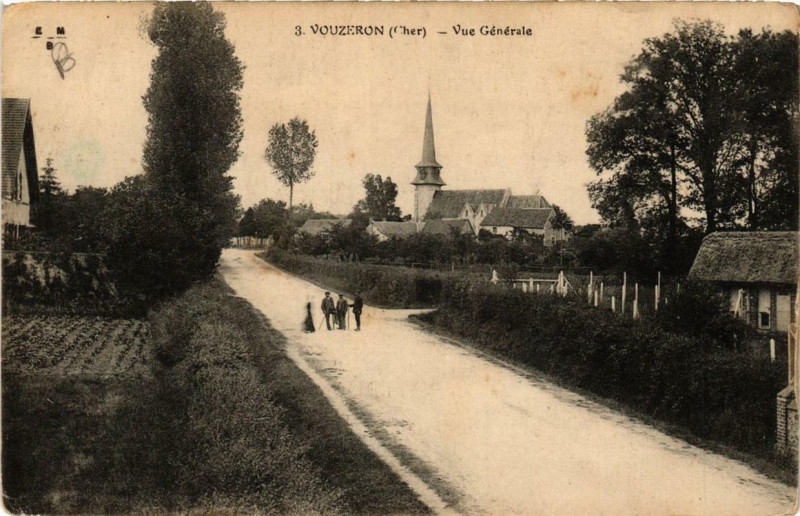 Carte postale ancienne Vouzeron Vue générale à Vouzeron