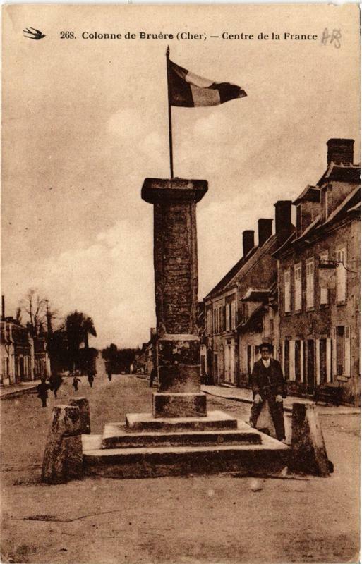 Carte postale ancienne Colonne de Bruere Centre de la France