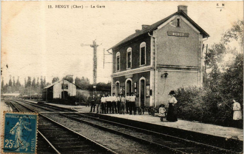Carte postale ancienne Bengy La Gare
