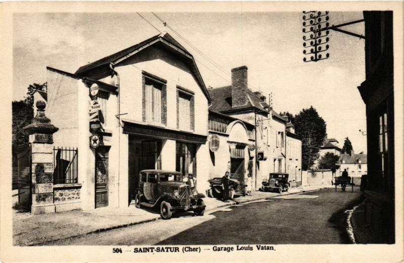 Carte postale ancienne Saint-Satur Garage Louis Vatan à Saint-Satur