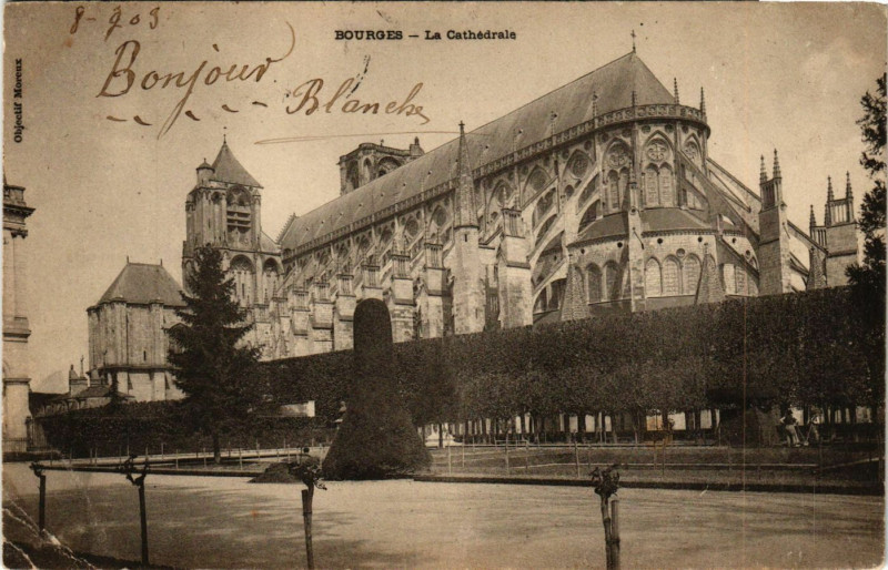 Carte postale ancienne Bourges - La Cathédrale à Bourges